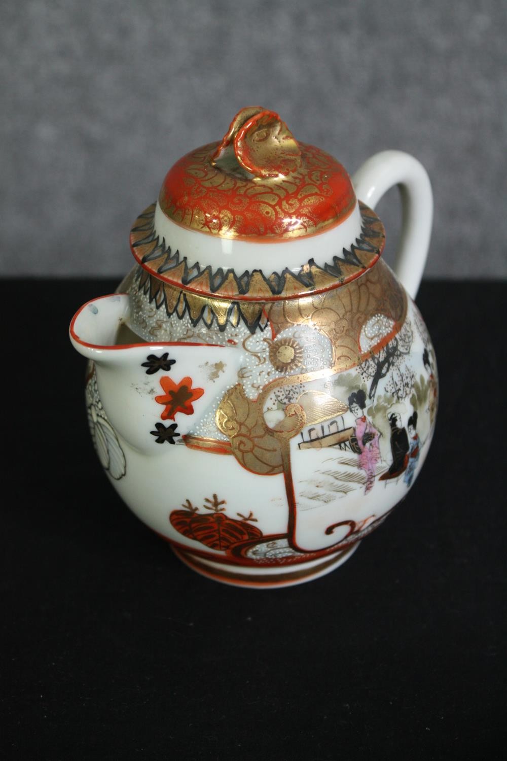 A Japanese Satsuma tea service. H.19cm. (largest). - Image 8 of 11