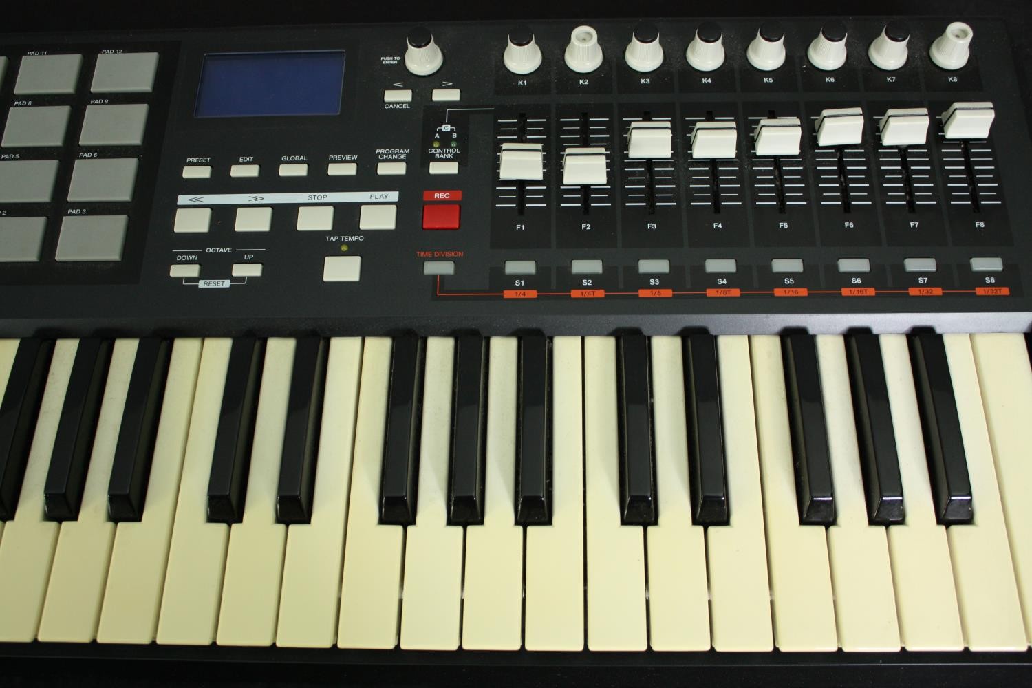 An Akai MPK49 midi keyboard. H.9 W.73 D.30cm. - Image 6 of 8