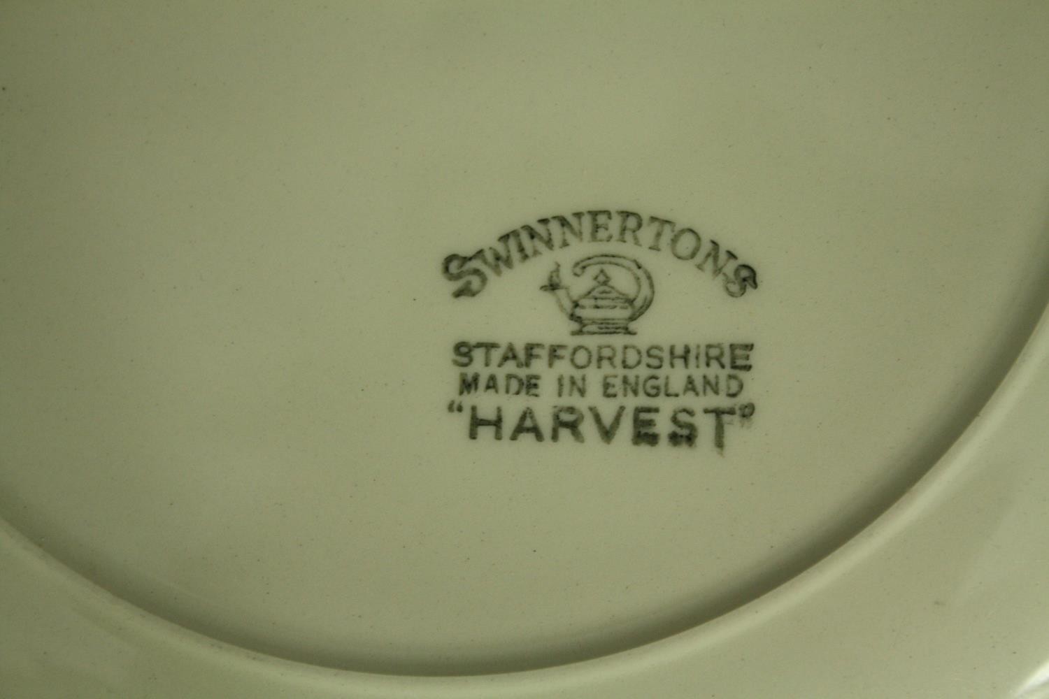 An extensive Swinnertons Harvest part dinner service. H.29 W.37cm. (largest). - Image 11 of 12