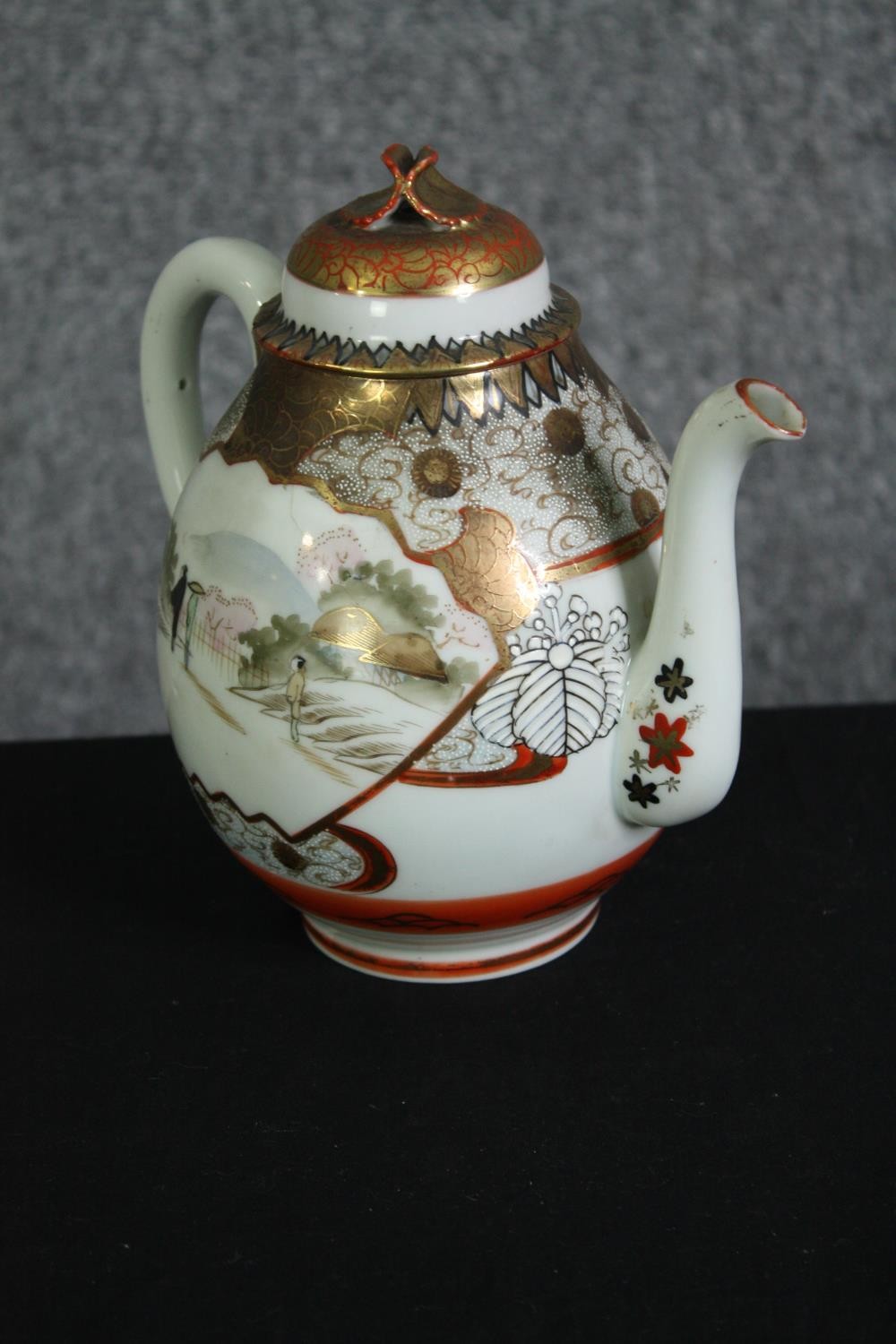 A Japanese Satsuma tea service. H.19cm. (largest). - Image 3 of 11