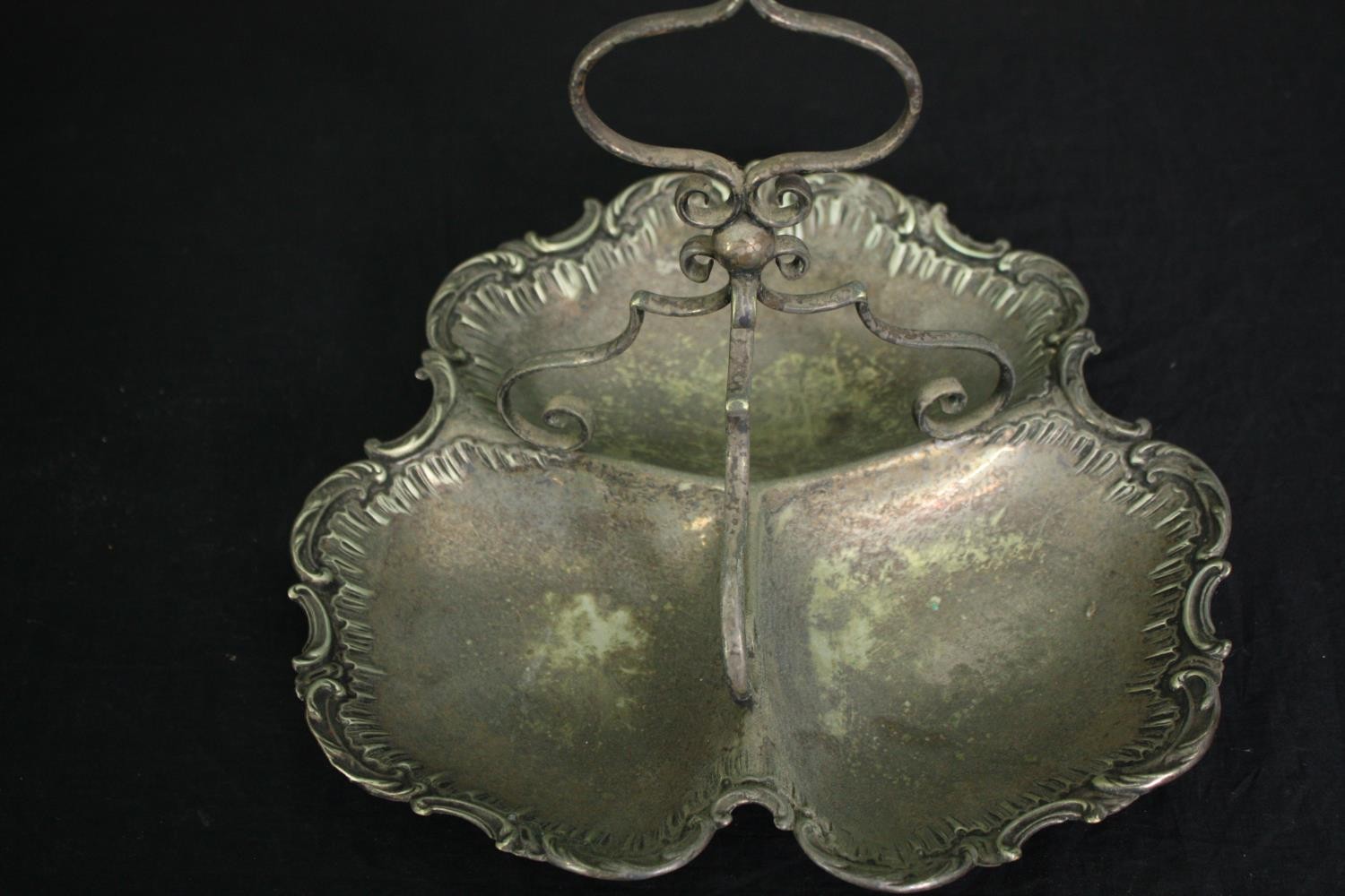 A collection of silver plate. Dia.31cm. (largest) - Image 4 of 6