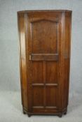 Corner cabinet, mid century oak, Jacobean style. H.184 W.88 D.56cm.