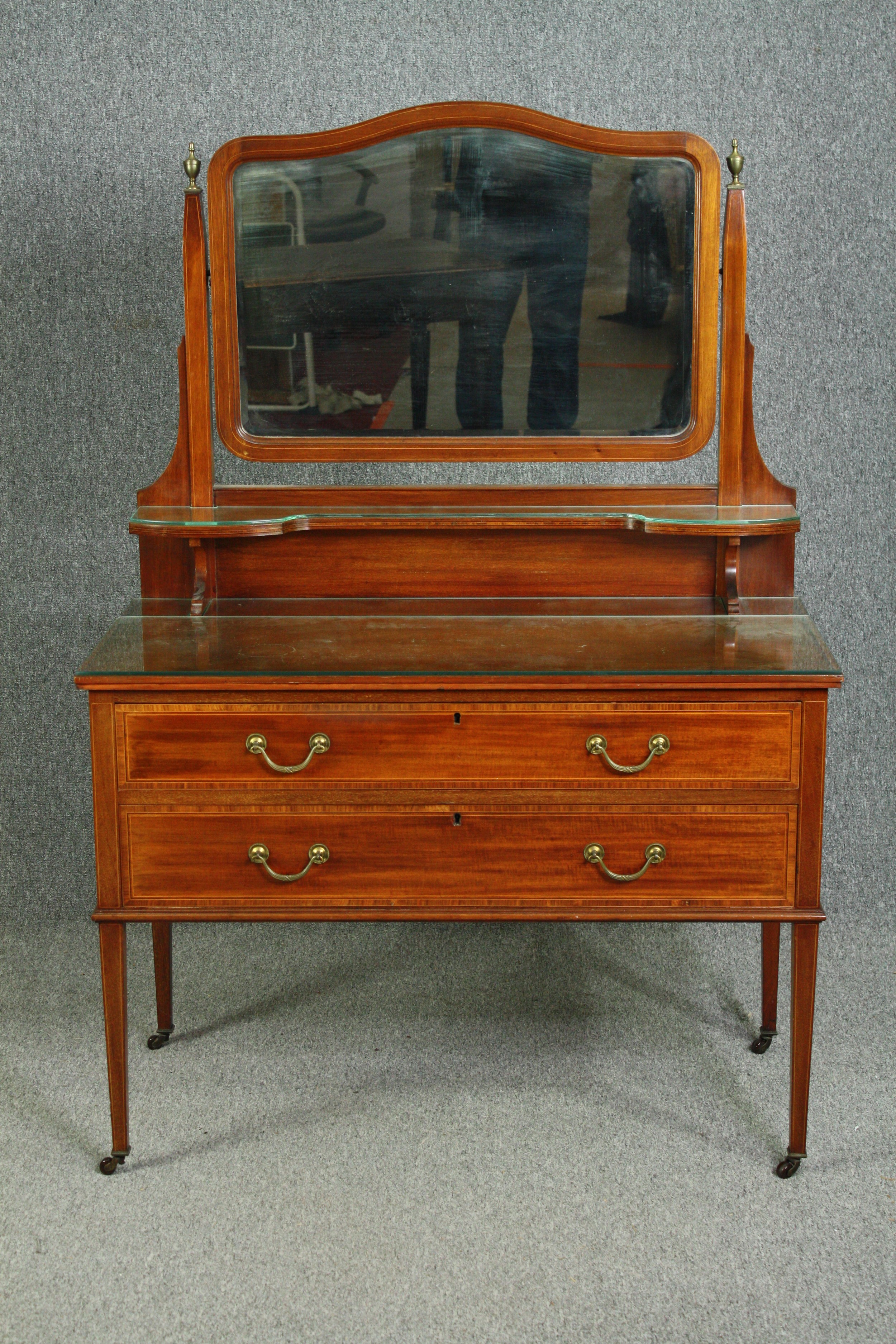 Dressing table, Edwardian mahogany and satinwood inlaid with plate glass protective top. H.154 W.104