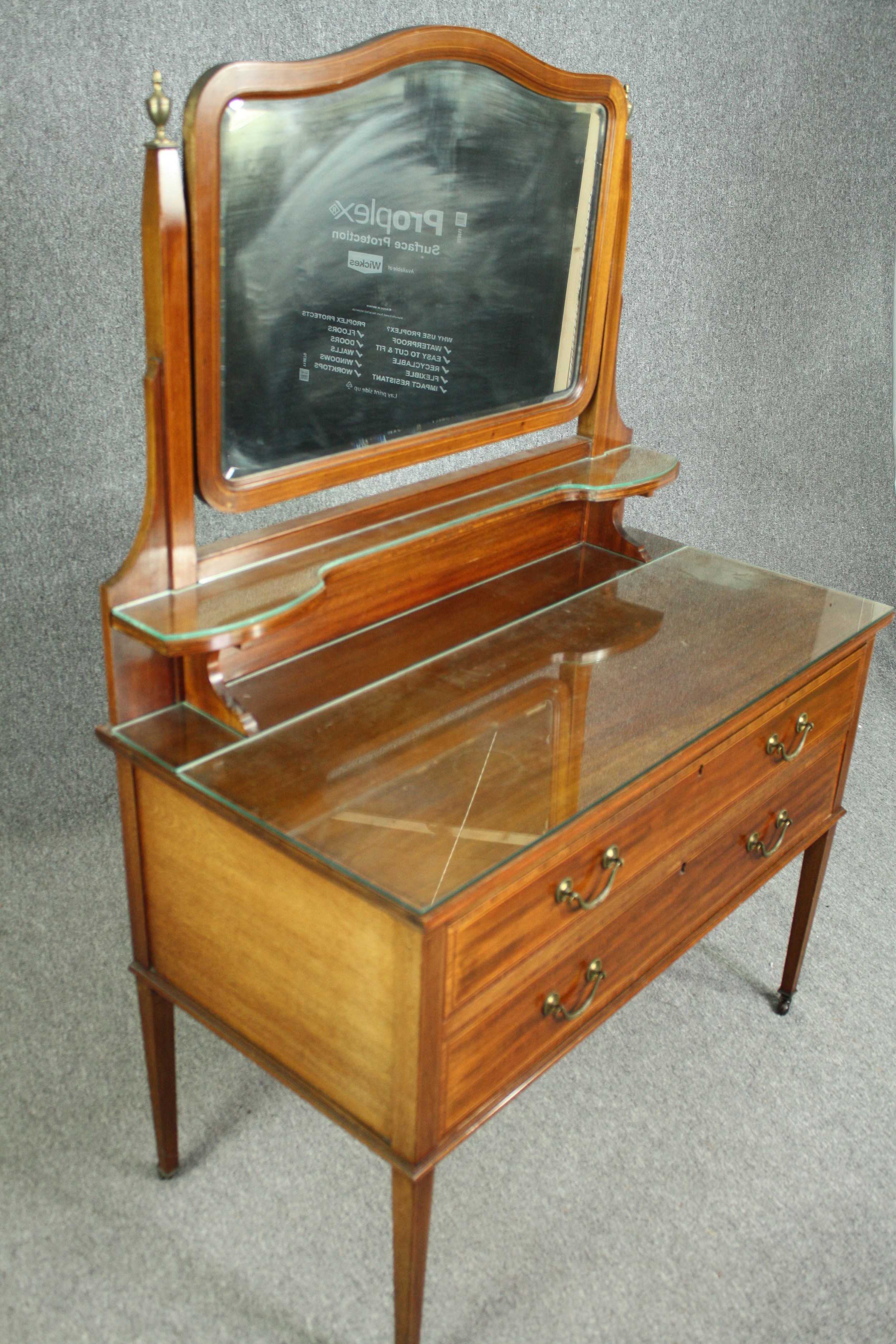 Dressing table, Edwardian mahogany and satinwood inlaid with plate glass protective top. H.154 W.104 - Image 3 of 10