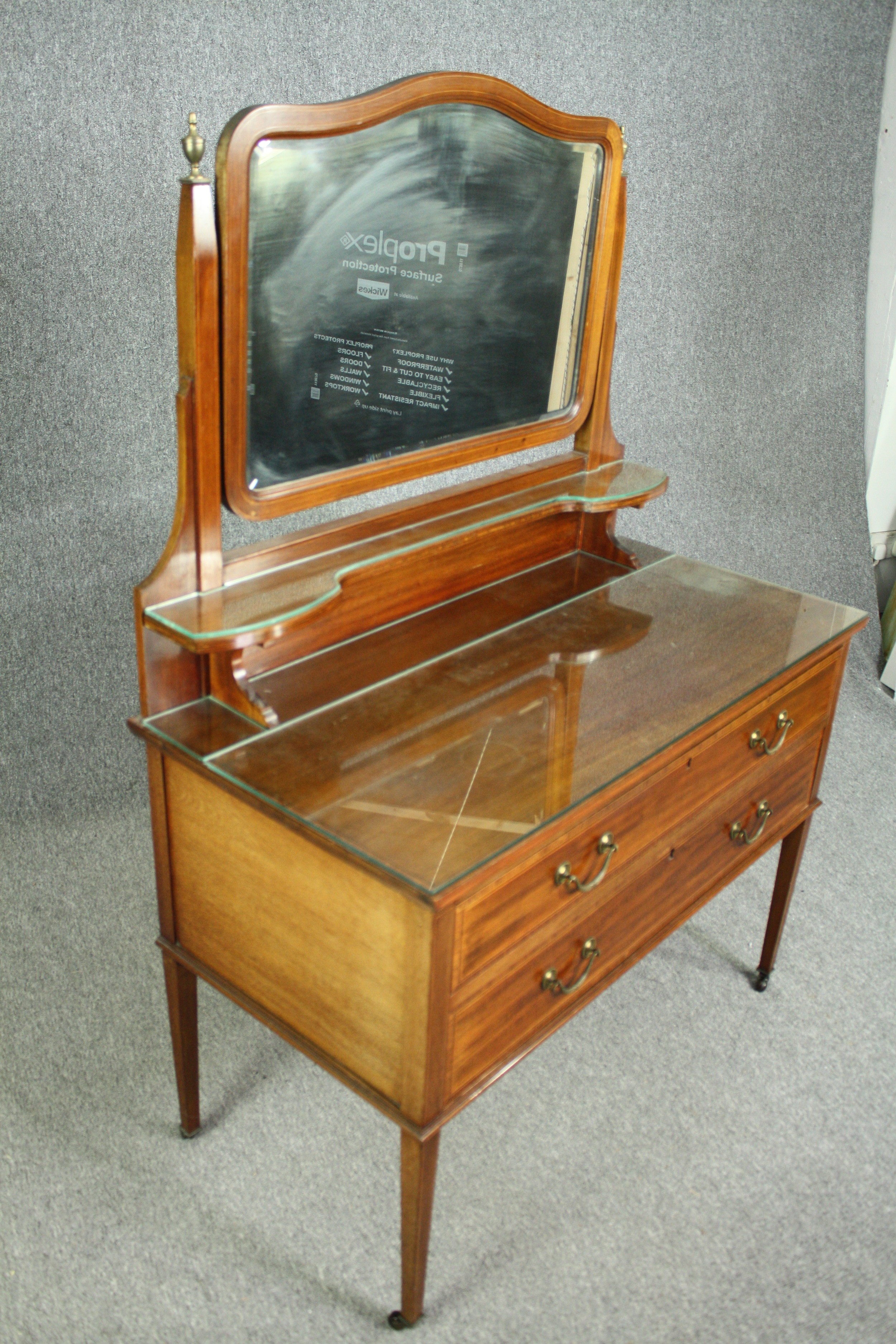 Dressing table, Edwardian mahogany and satinwood inlaid with plate glass protective top. H.154 W.104 - Image 2 of 10