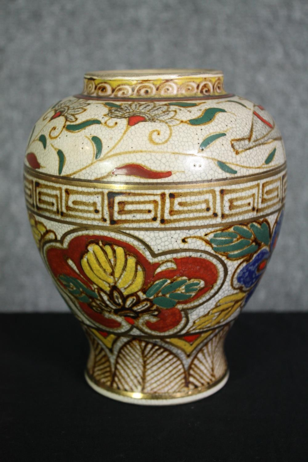 A pair of early 20th century Japanese Satsuma Kinkozan Asano Zo hand painted vases with stylised - Image 2 of 4