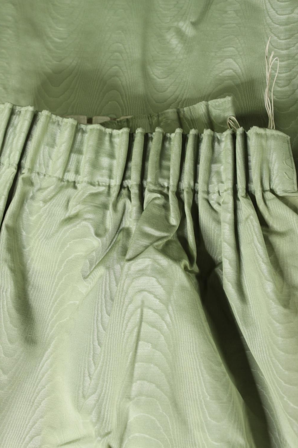 A pair of pale green fully lined silk mix curtains with water ripple design. L.220 W.215cm. (each). - Image 3 of 5