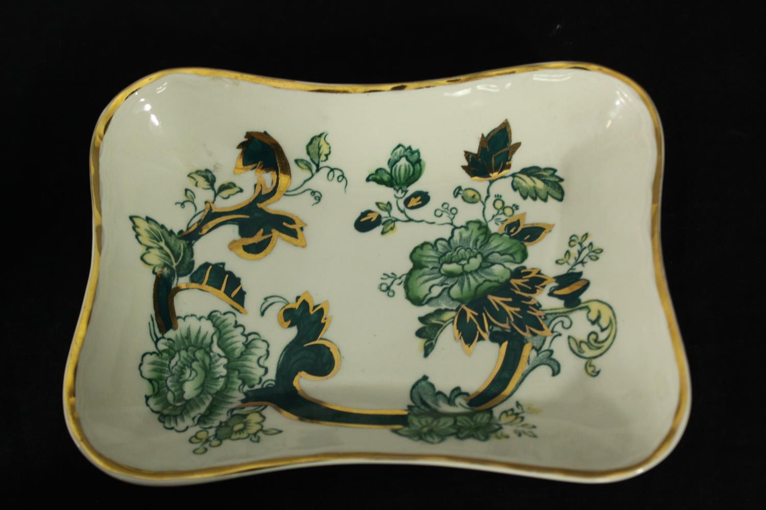 A collection of Mason's Ironstone items; Chartreuse. Dia.24cm. (largest). - Image 7 of 10