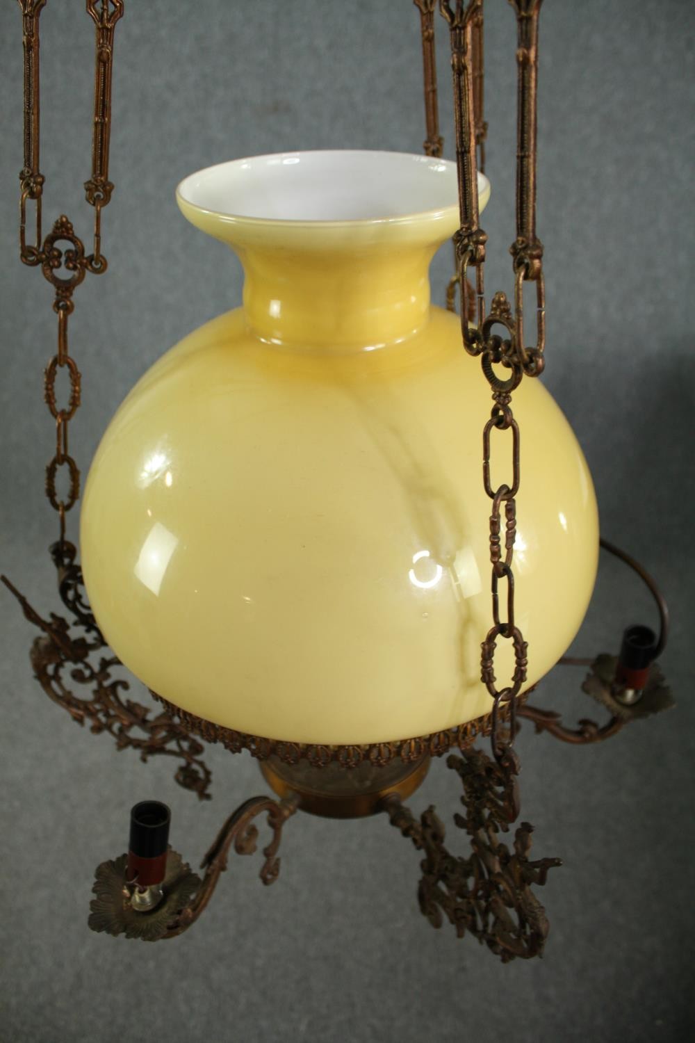 A vintage ceiling light in the style of an oil lantern. H.100cm. - Image 7 of 9