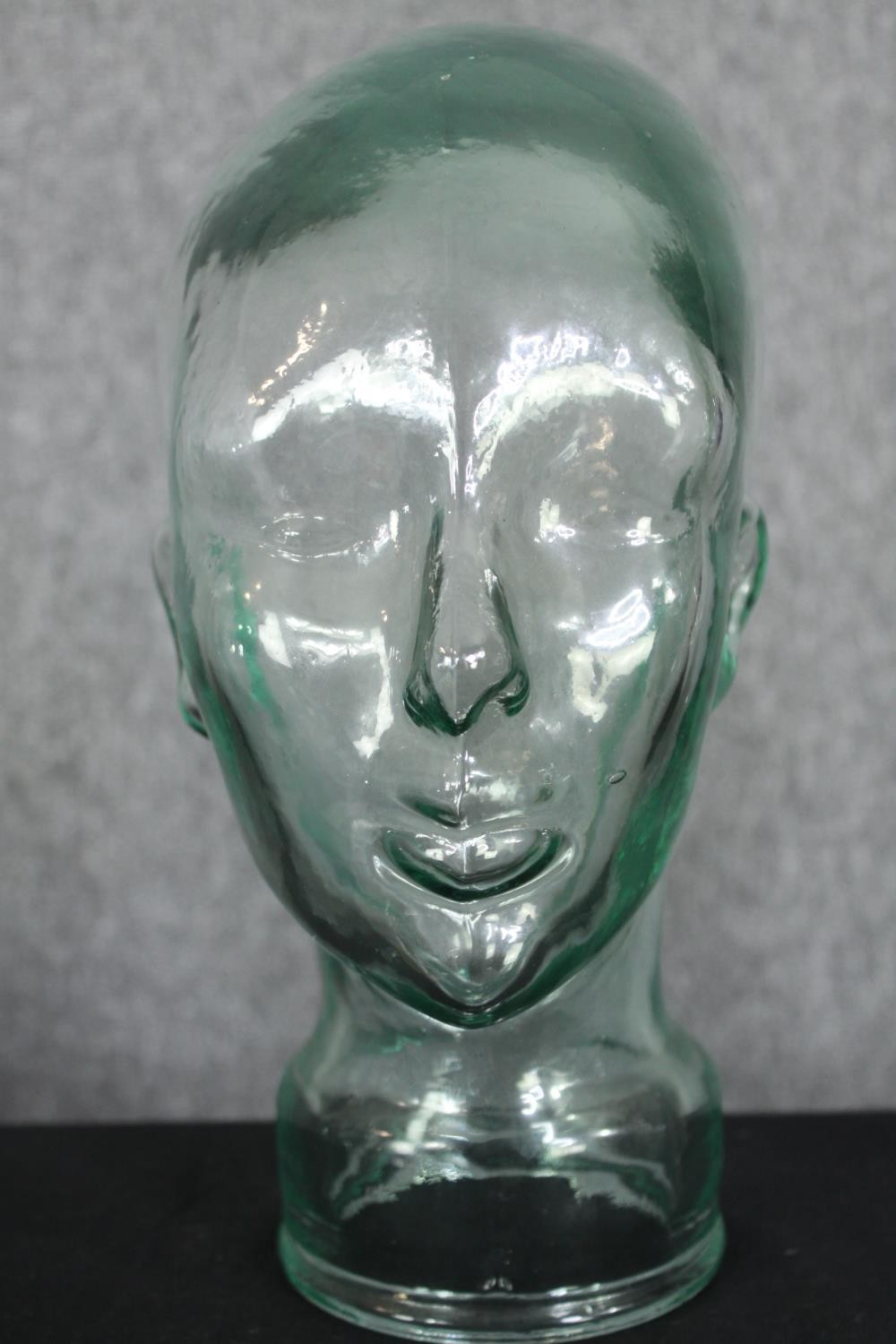 Two 20th century glass milliners mannequin pressed glass heads having moulded features, one dark - Image 5 of 5