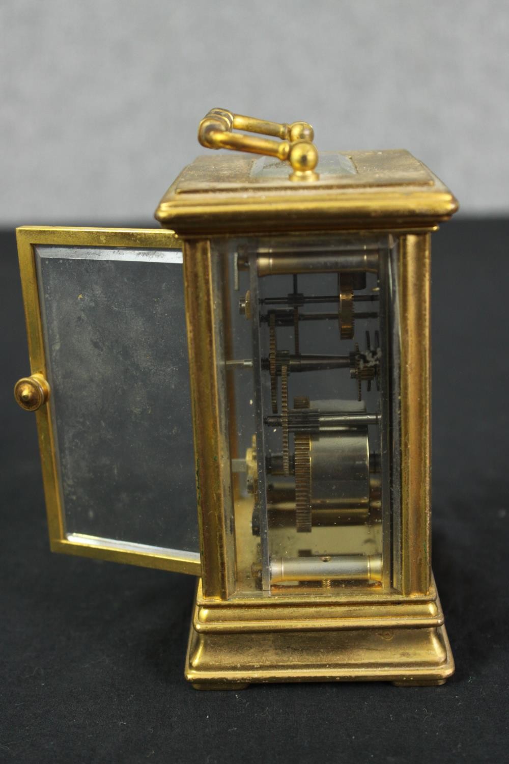 A St James London brass carriage clock with white enamel dial and black roman numerals. With key. - Image 4 of 5