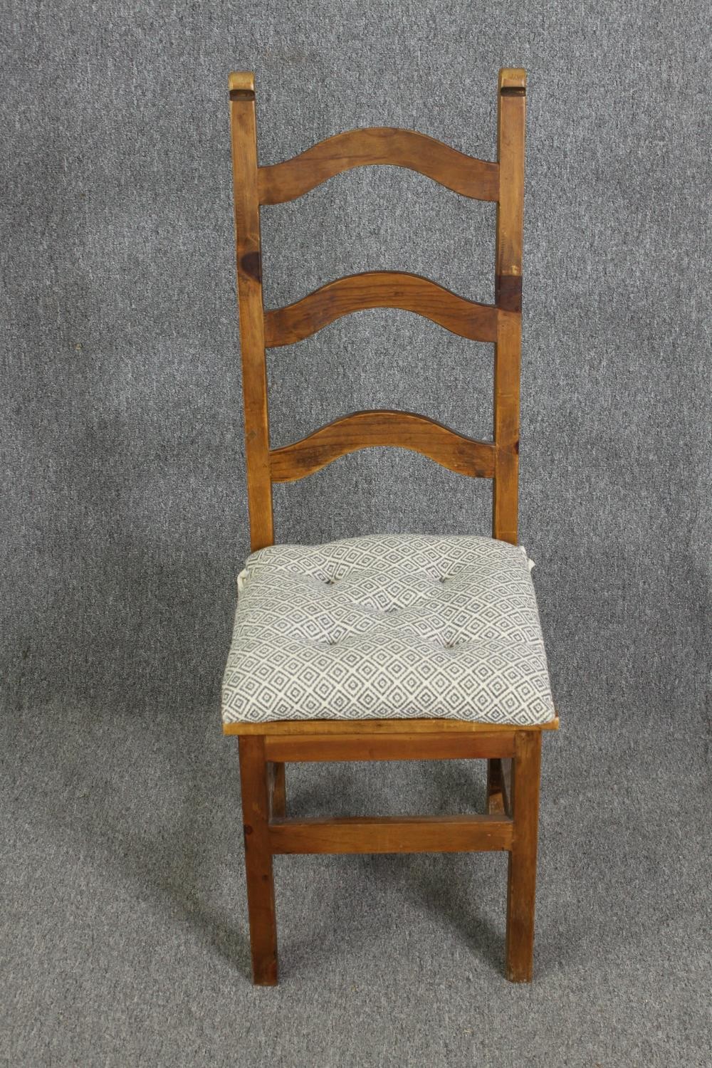 A set of four contemporary kitchen dining chairs. H.19cm. (each). - Image 2 of 10