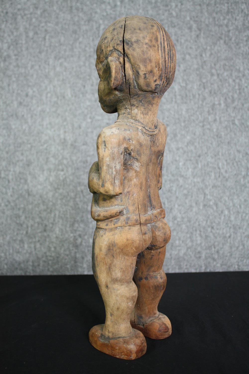 A carved Eastern hardwood figure of a goddess, an African carving and a central American carved - Image 7 of 15