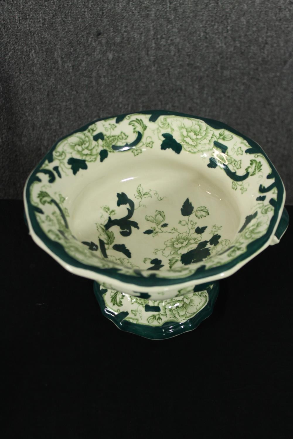 A collection of Mason's Ironstone items; Chartreuse. Dia.24cm. (largest). - Image 3 of 10