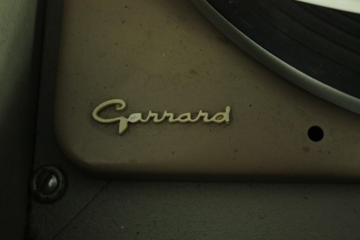 A vintage Garrard portable turntable / record player. H.19 W.40 D.45cm. - Image 7 of 8