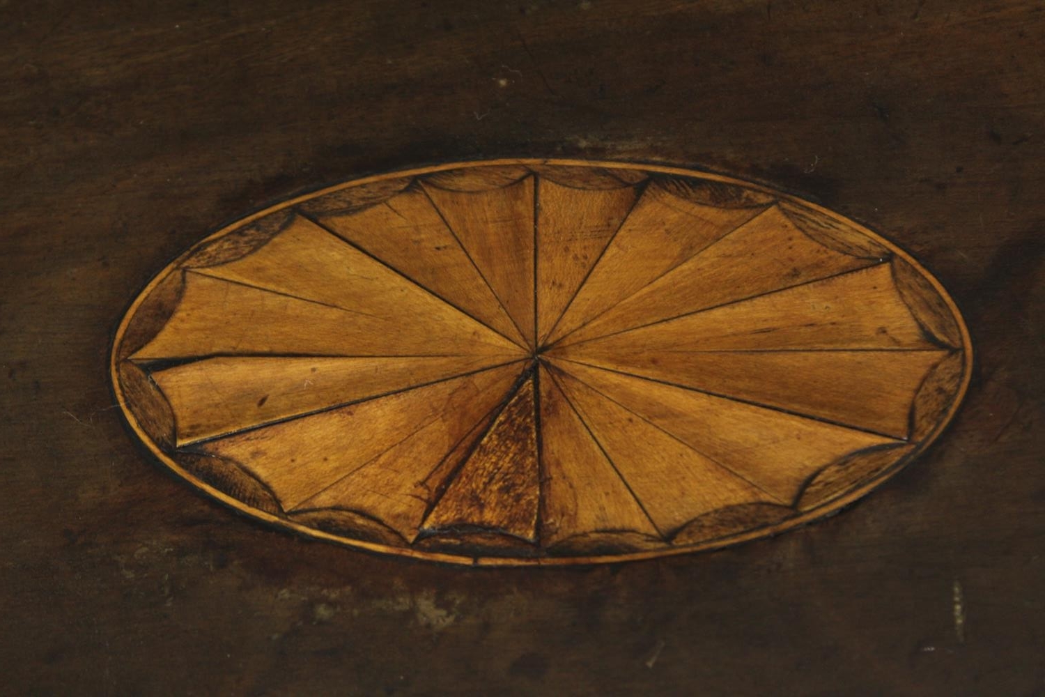A Georgian mahogany and satinwood inlaid cellarette, fitted interior with lift out zinc liners. H.65 - Image 5 of 8
