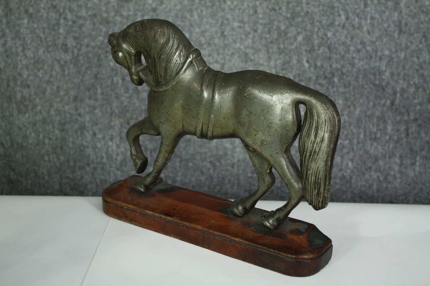 A pair of 19th century brass horse figures on wooden plinths. H.23cm. (each). - Image 5 of 6