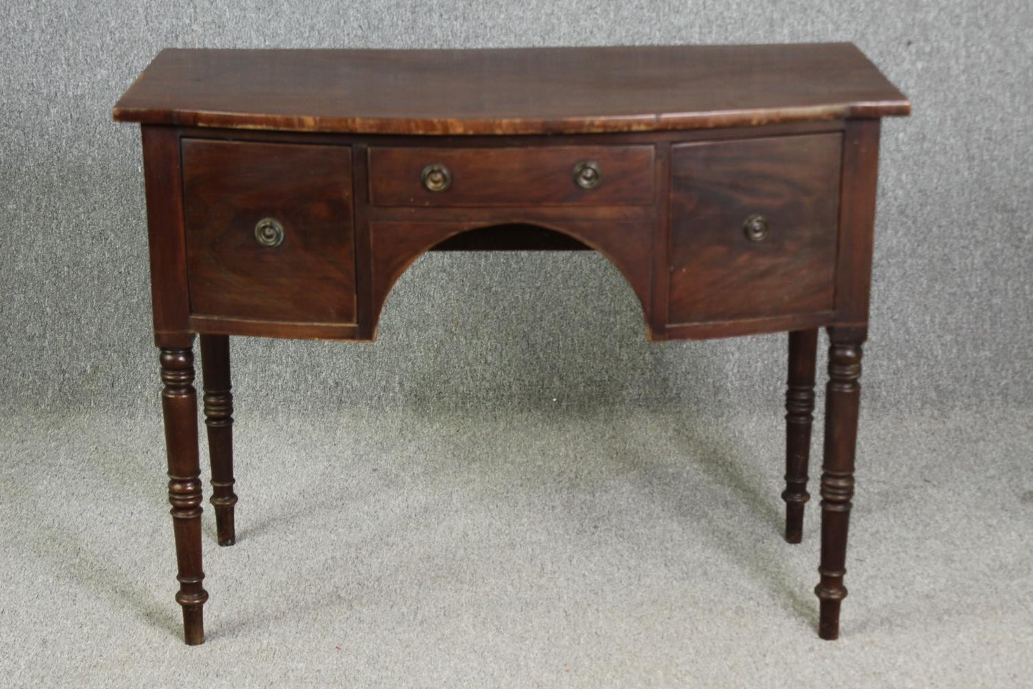 Sideboard, Georgian mahogany, small size. H.107 W.82 D.50cm.