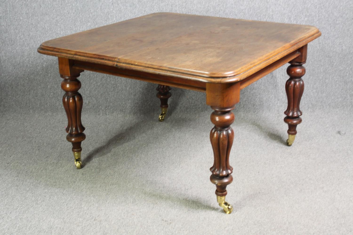 Dining table, William IV mahogany, extends with an extra leaf. H.75 W.177(ext) D.117cm. - Image 3 of 7
