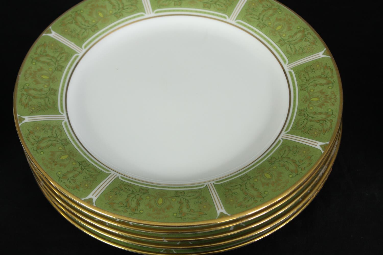 A Noritake part dinner service. Dia.27cm. (largest). - Image 5 of 7