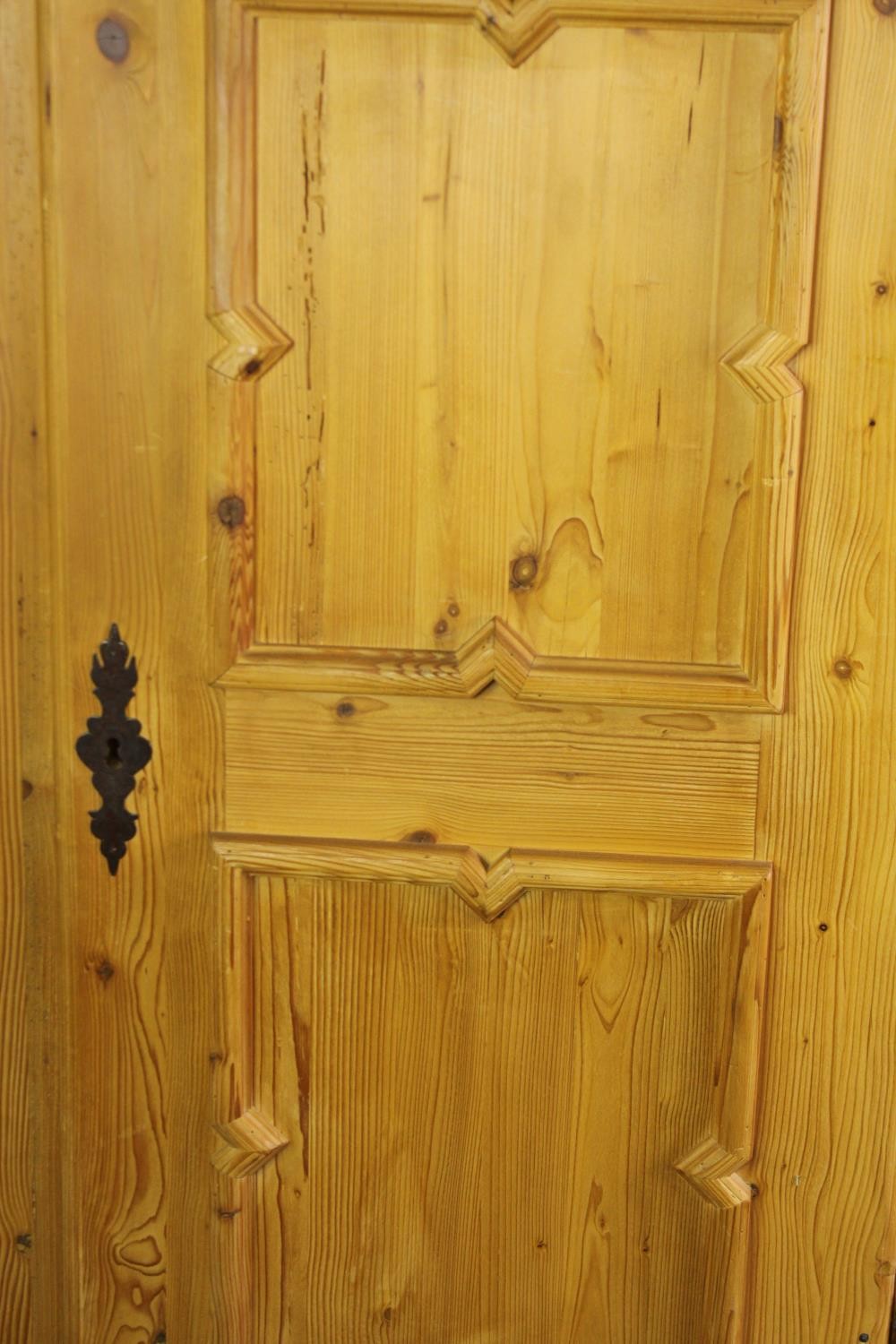 A continental pine hall cupboard or wardrobe. H.174 W.123 D.56cm. - Image 4 of 4