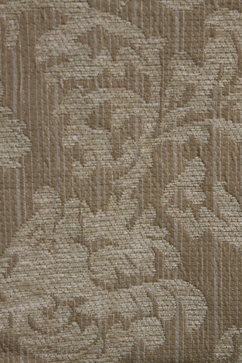 A pair of fully lined beige coloured velour and silk mix curtains with cream scrolling foliate - Image 3 of 4
