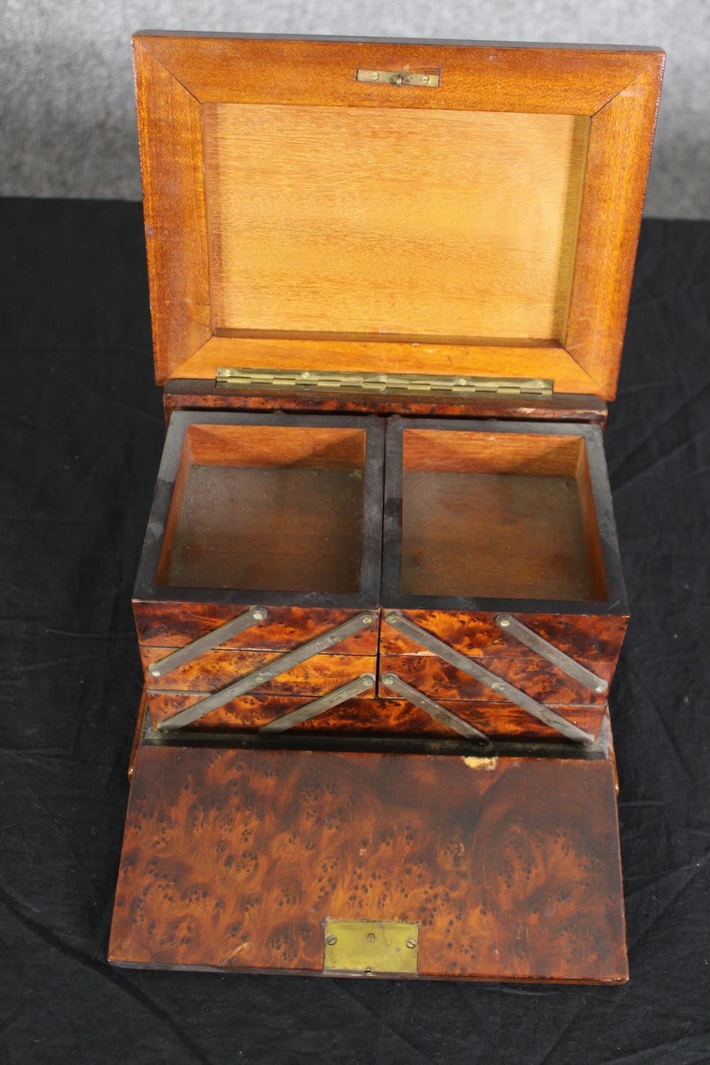 A burr yewwood travelling box, late 19th/early 20th century, H.12 W.20 D.15cm. - Image 6 of 8