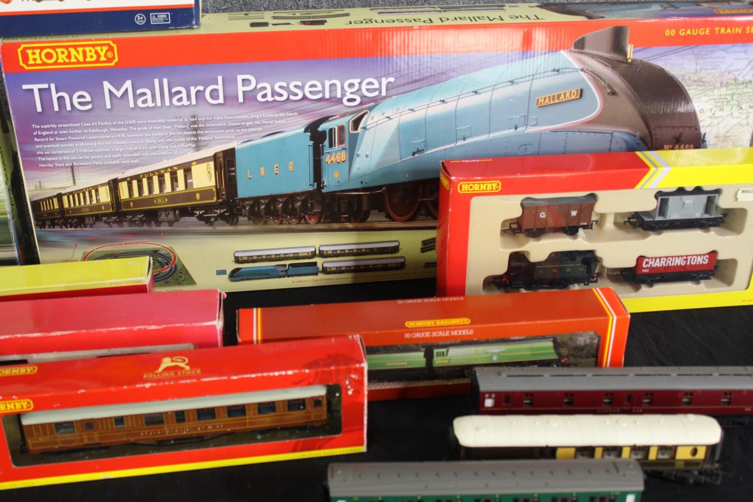 A collection of boxed Hornby and Bachmann train sets and rolling stock items. H.30 W.80 D.8cm. (box) - Image 5 of 26