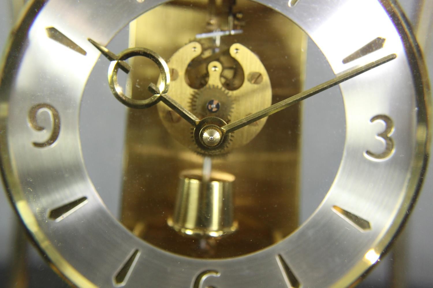 A vintage Kundo brass mantel clock, H.20 W.20 D.13cm. - Image 7 of 7