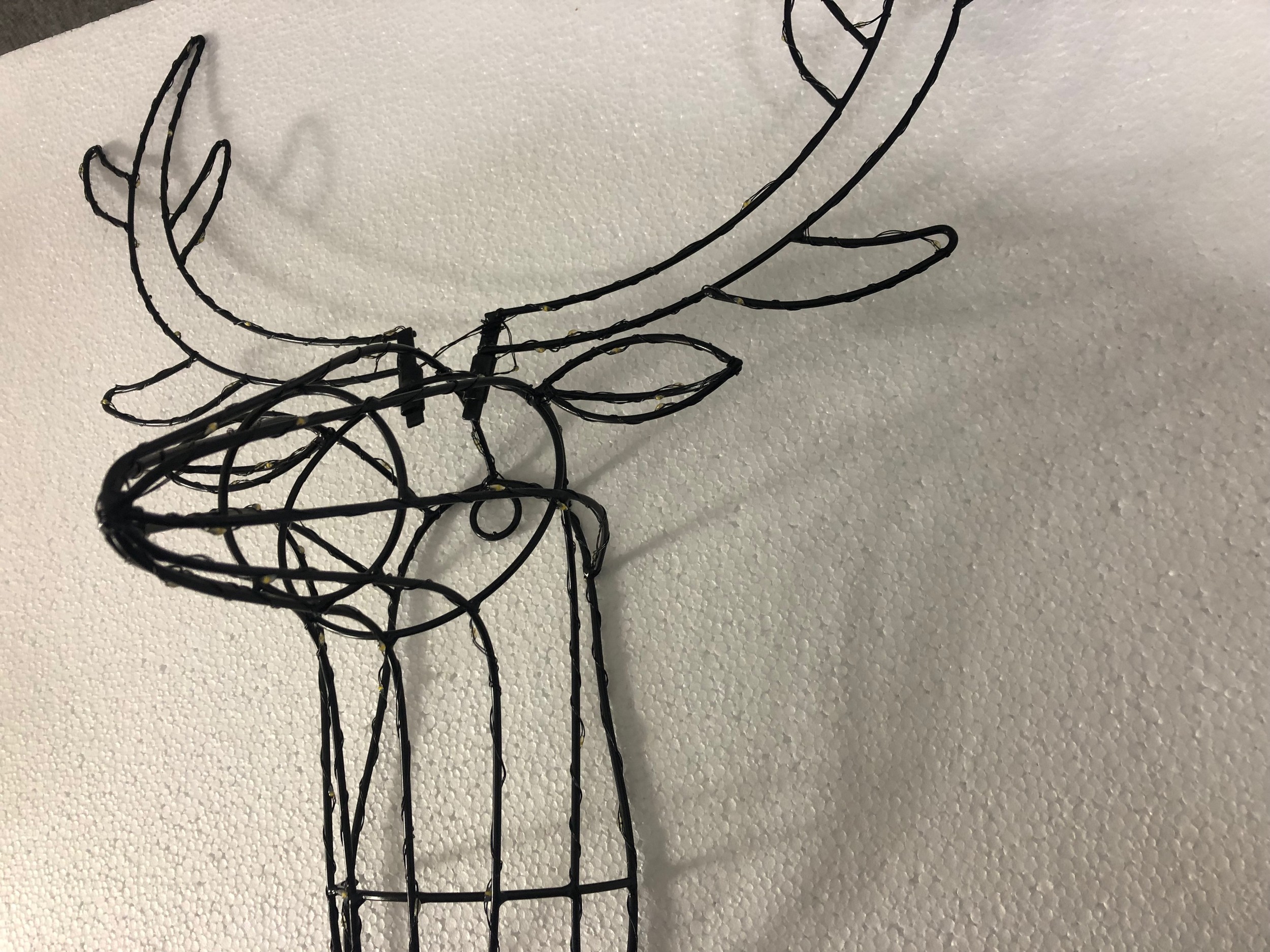 Four wall mounted reindeer heads made from wire. L.65cm. (each) - Image 2 of 4