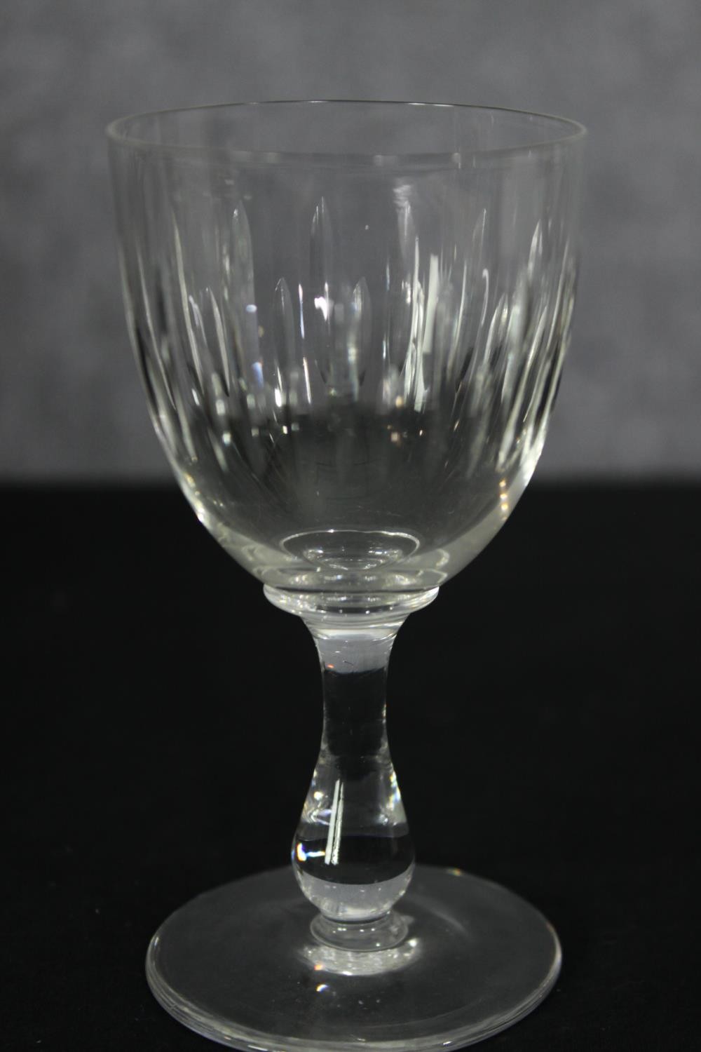 A quantity of vintage drinking glasses, H.17cm. (largest). - Image 5 of 9