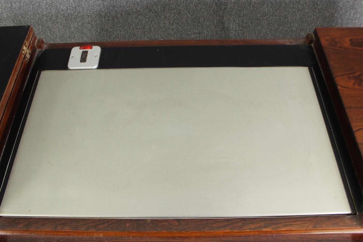 An Archie Shine sideboard with hidden hot plate. H.76 W.213 D.51cm. - Image 7 of 9