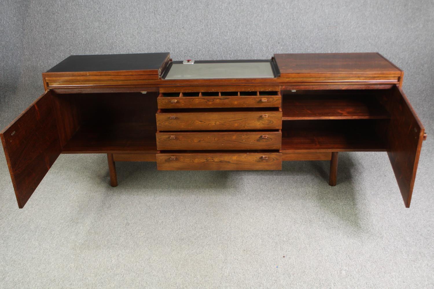 An Archie Shine sideboard with hidden hot plate. H.76 W.213 D.51cm. - Image 4 of 9