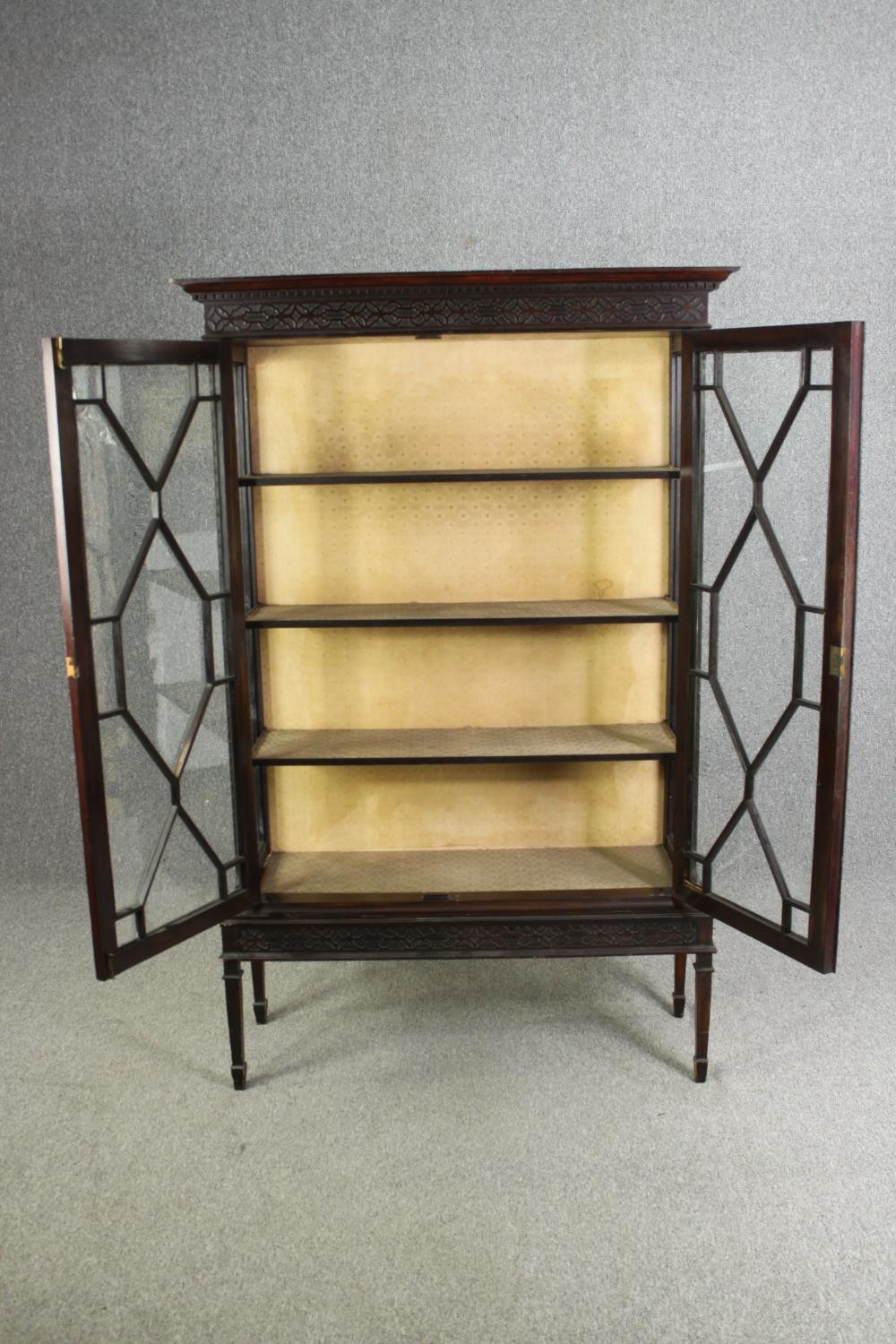 A George III style mahogany and astragal glazed display cabinet, early 20th century, H.173 W.112 D. - Image 3 of 5