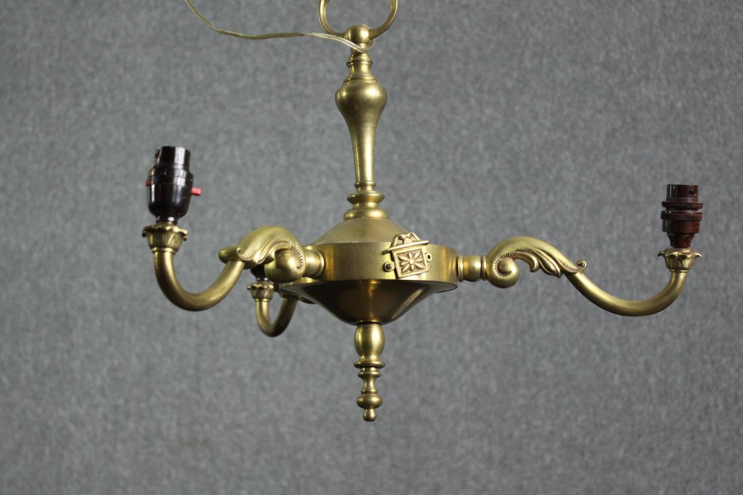 A vintage three branch brass chandelier. H.43 Dia.49cm. - Image 3 of 8