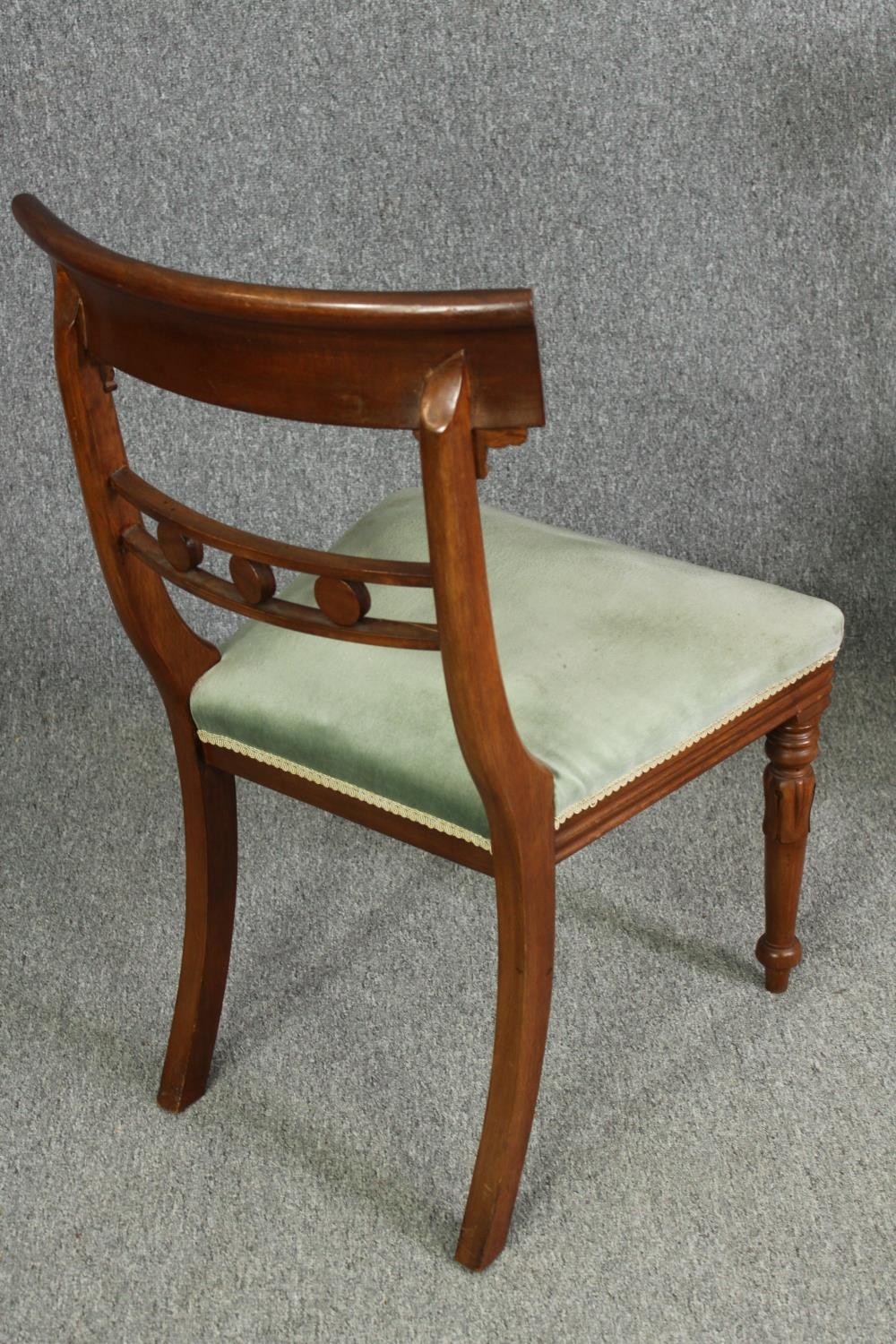 Dining chairs, a set of six William IV mahogany. - Image 4 of 7