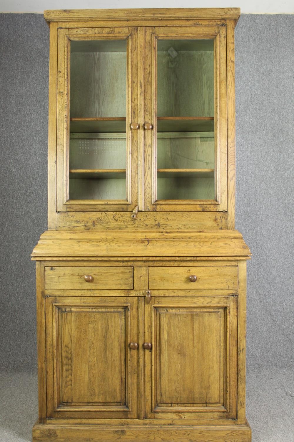 An oak dresser, 20th century, H.210 W.104 D.41cm. - Image 4 of 8