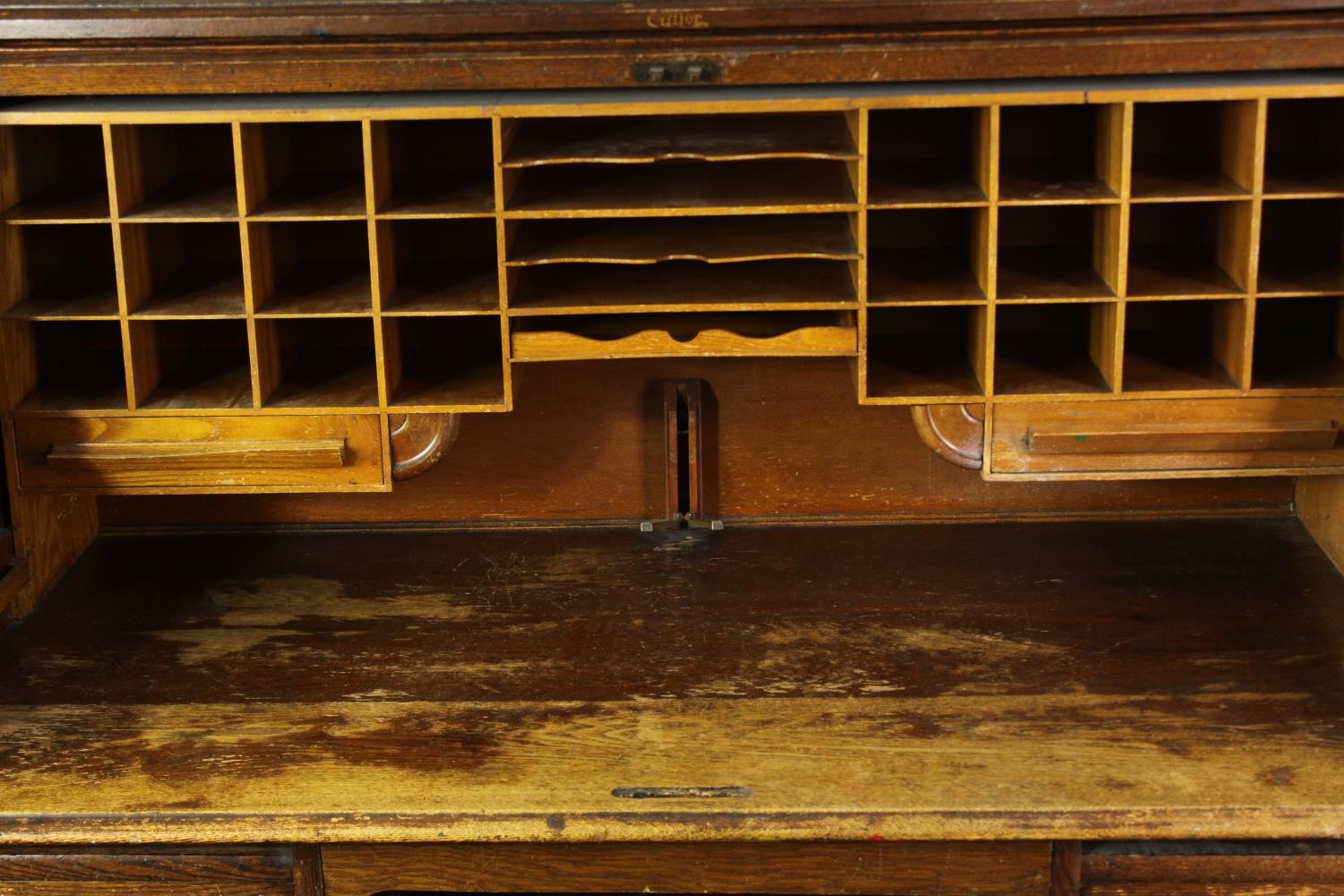 An oak roll top tambour fronted desk, early 20th century with maker's mark. H.128 W.126 D.76cm. - Image 6 of 8