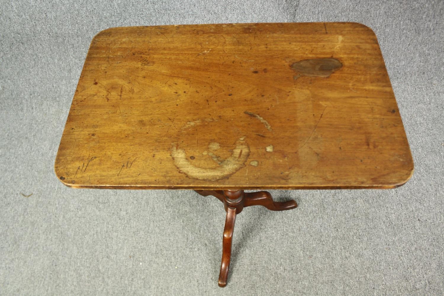 Occasional or lamp table, 19th century mahogany. H.71 W.66 D.43cm. - Image 5 of 6