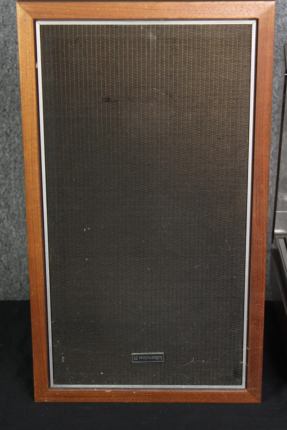 A Philips Automatic built-in turntable amp and radio, and a pair of Pioneer speakers. H.54 W.30 D. - Image 3 of 7