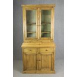 An oak dresser, 20th century, H.210 W.104 D.41cm.