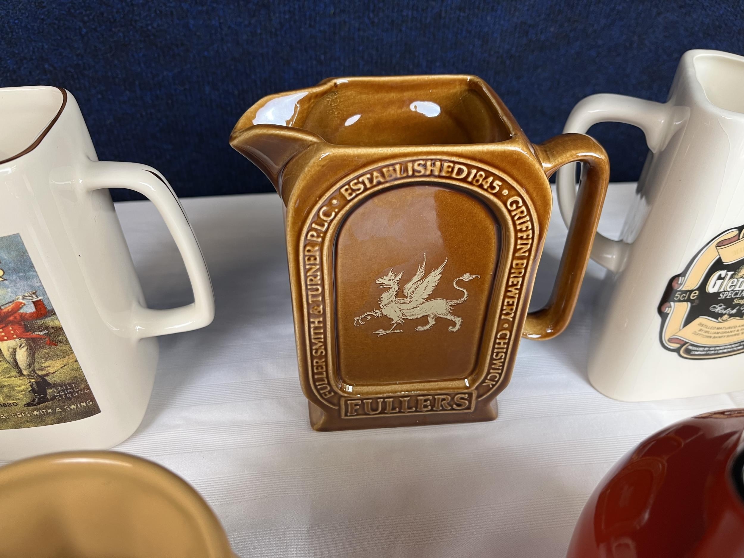 Breweriana, a collection of pub related jugs and ashtrays - Image 5 of 6