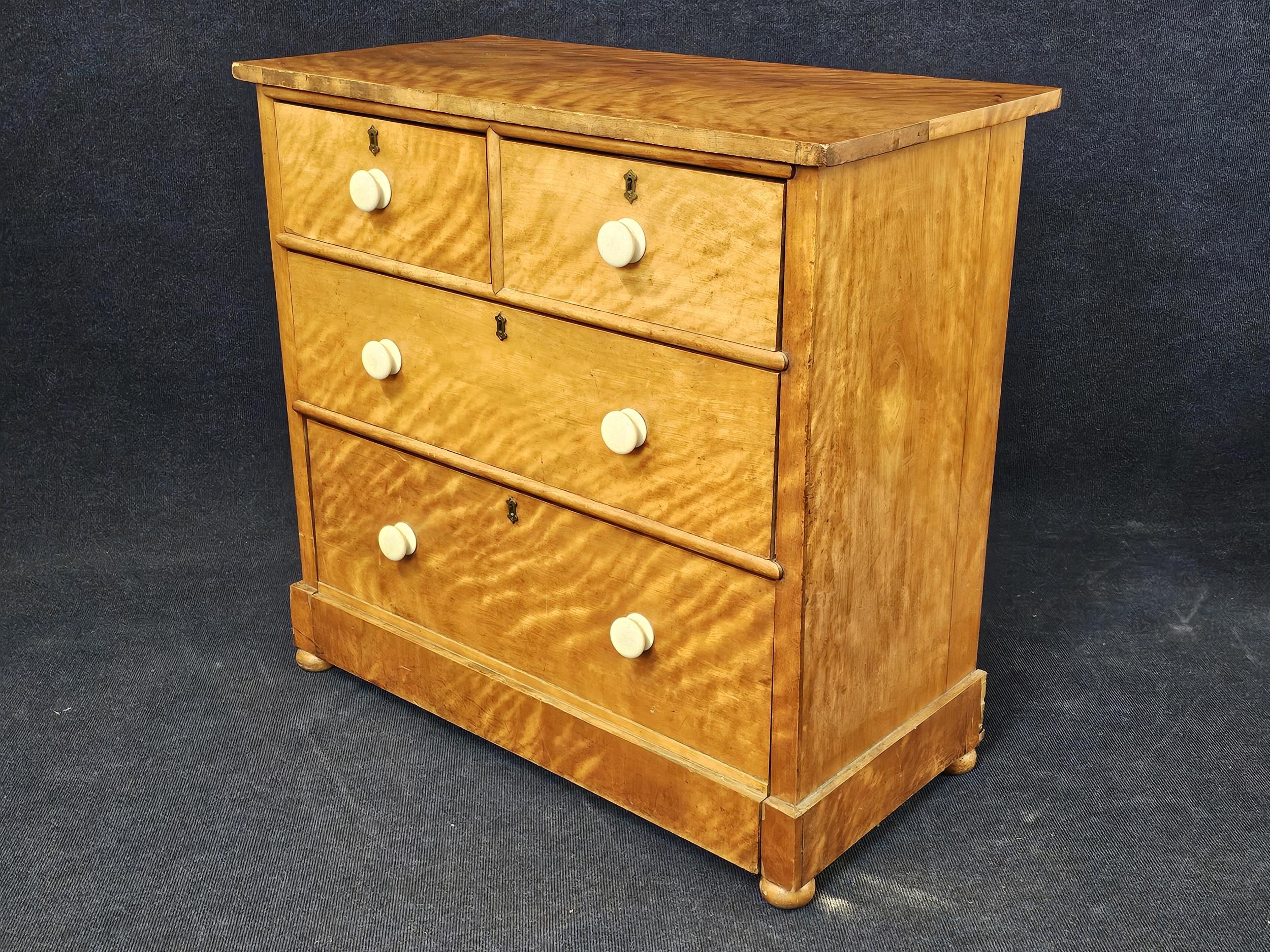 A Victorian satinwood chest of drawers. H. 91 W.96 D.49cm. - Image 2 of 6