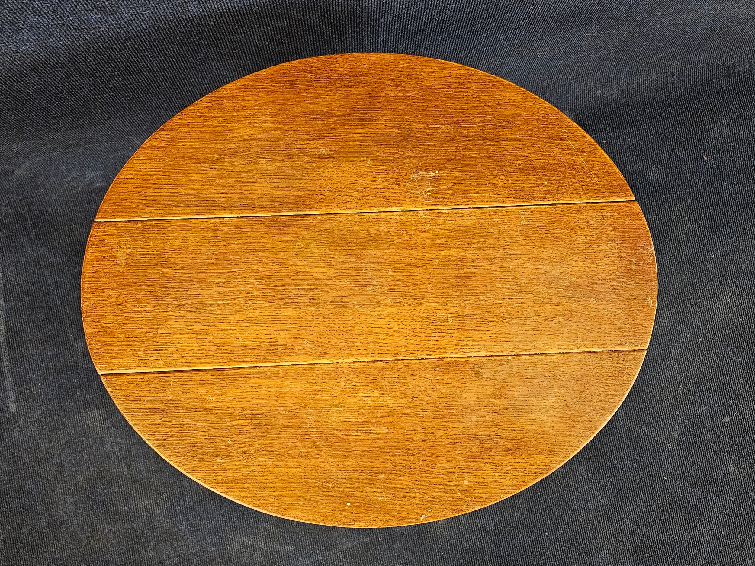 An oak Sutherland table. H.49 W.60 D.50cm. - Image 3 of 6