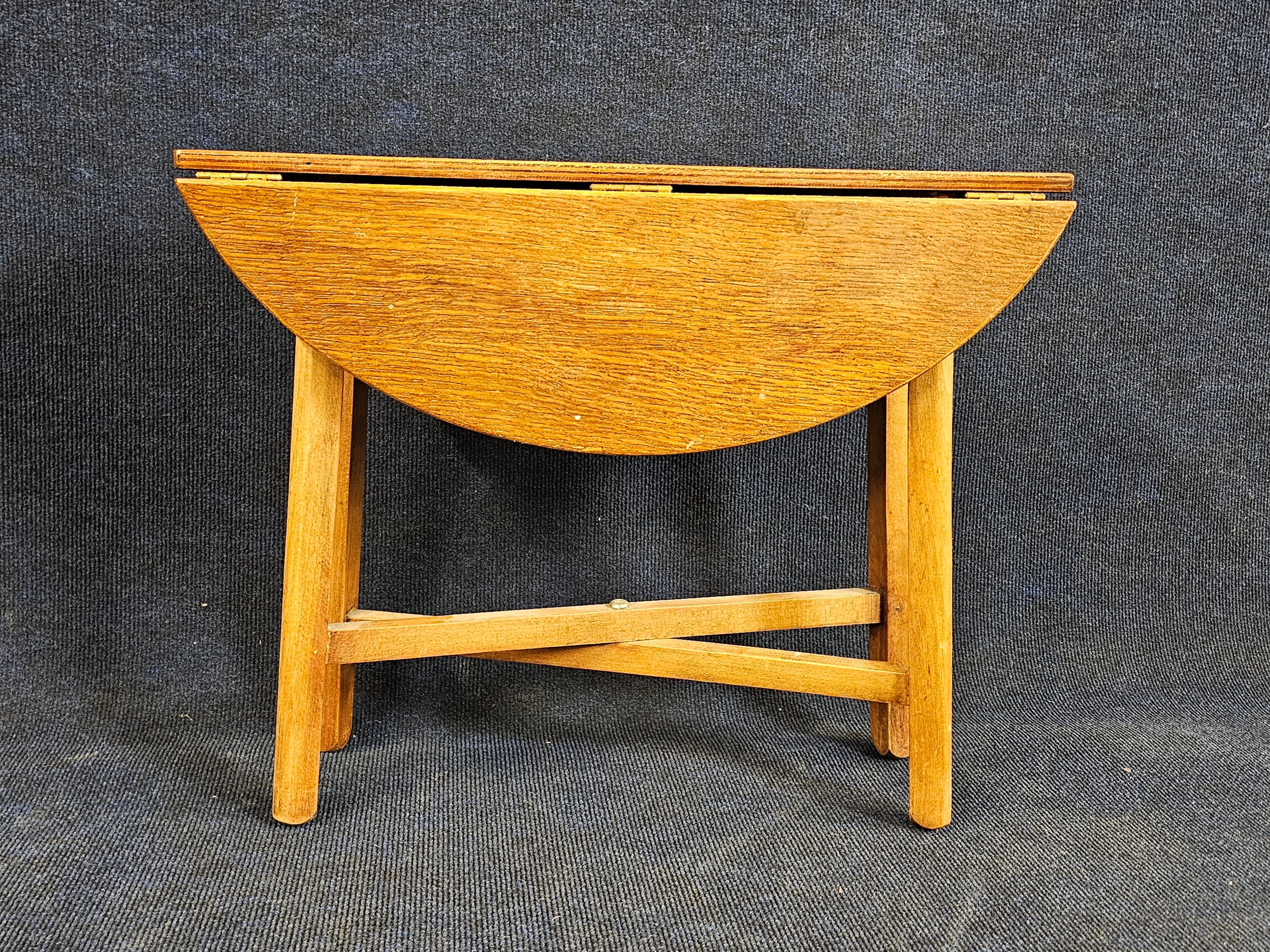 An oak Sutherland table. H.49 W.60 D.50cm. - Image 4 of 6