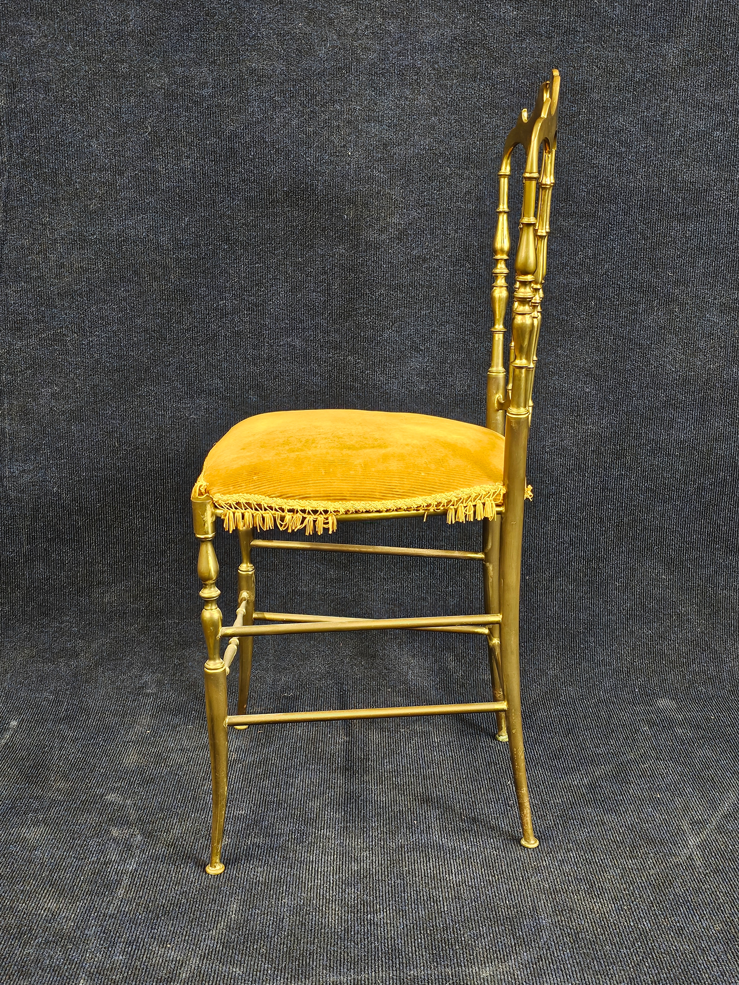 A brass salon chair - Image 8 of 8
