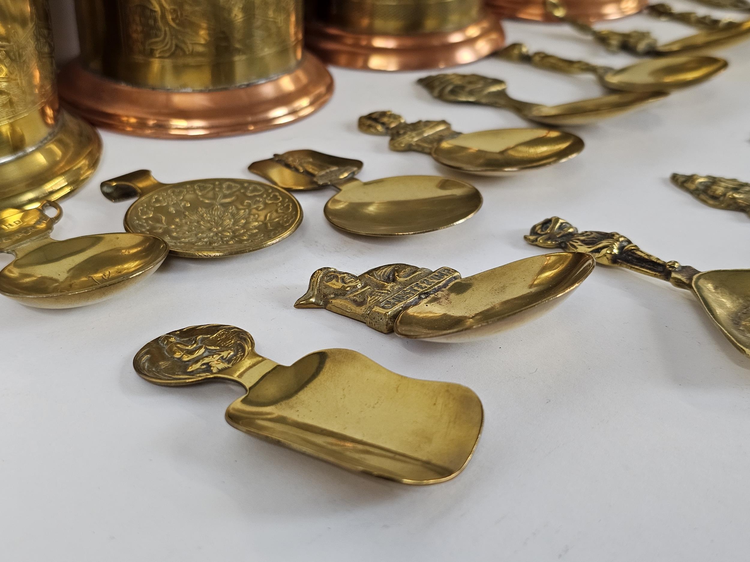 A quantity of commemorative brass and copper tea caddys and caddy spoons - Image 3 of 11
