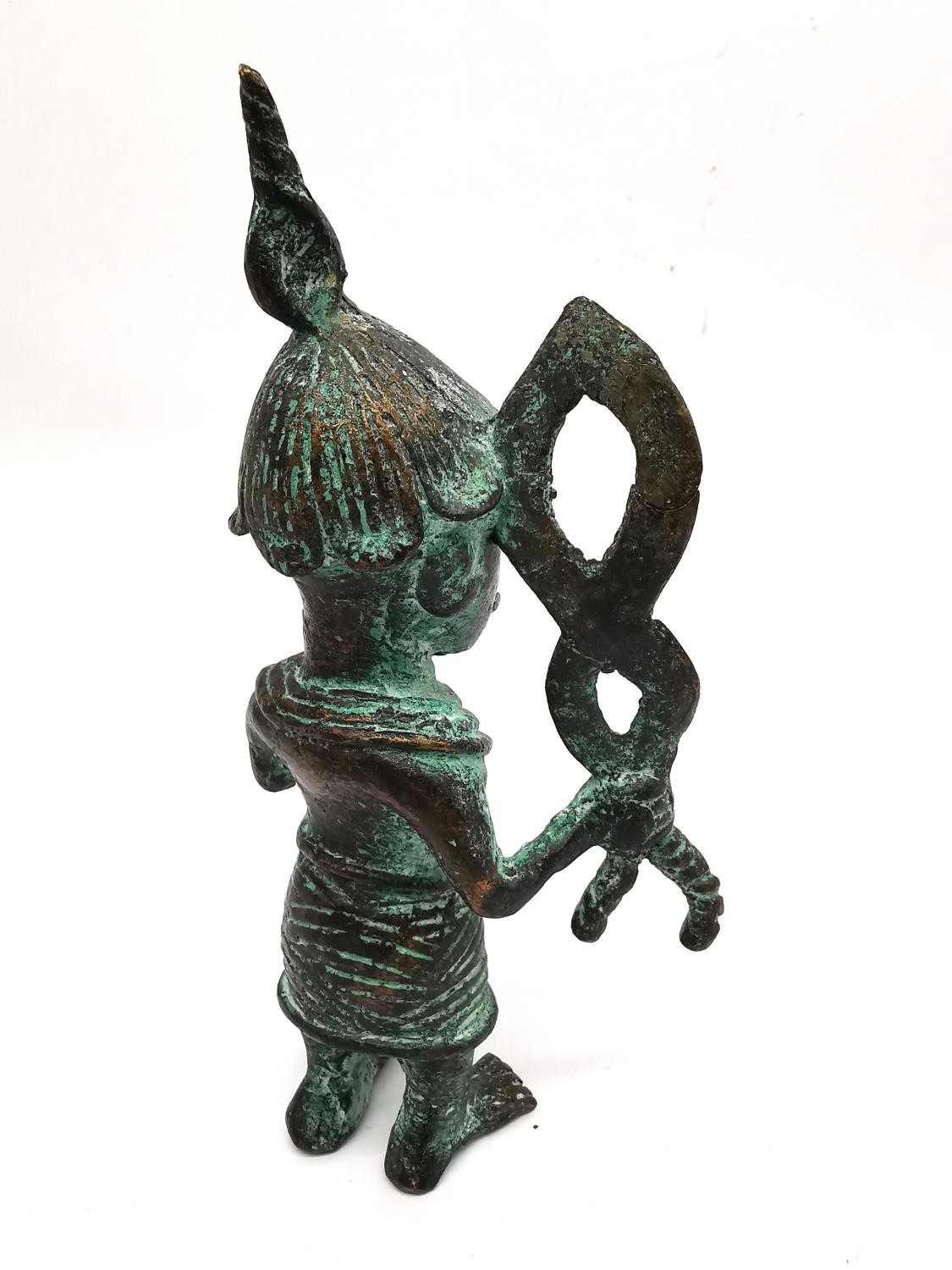 A Nigerian bronze statue of A Benin dignitary. H.12cm. - Image 5 of 6