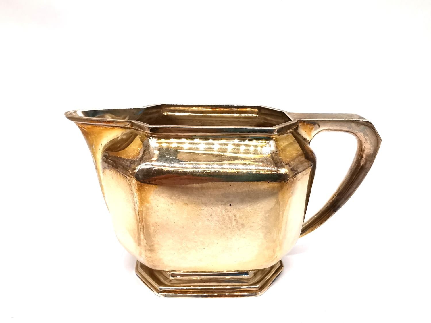 An Art Deco three piece silver tea set by Roberts & Belk, consisting of a teapot, twin handled sugar - Image 8 of 9