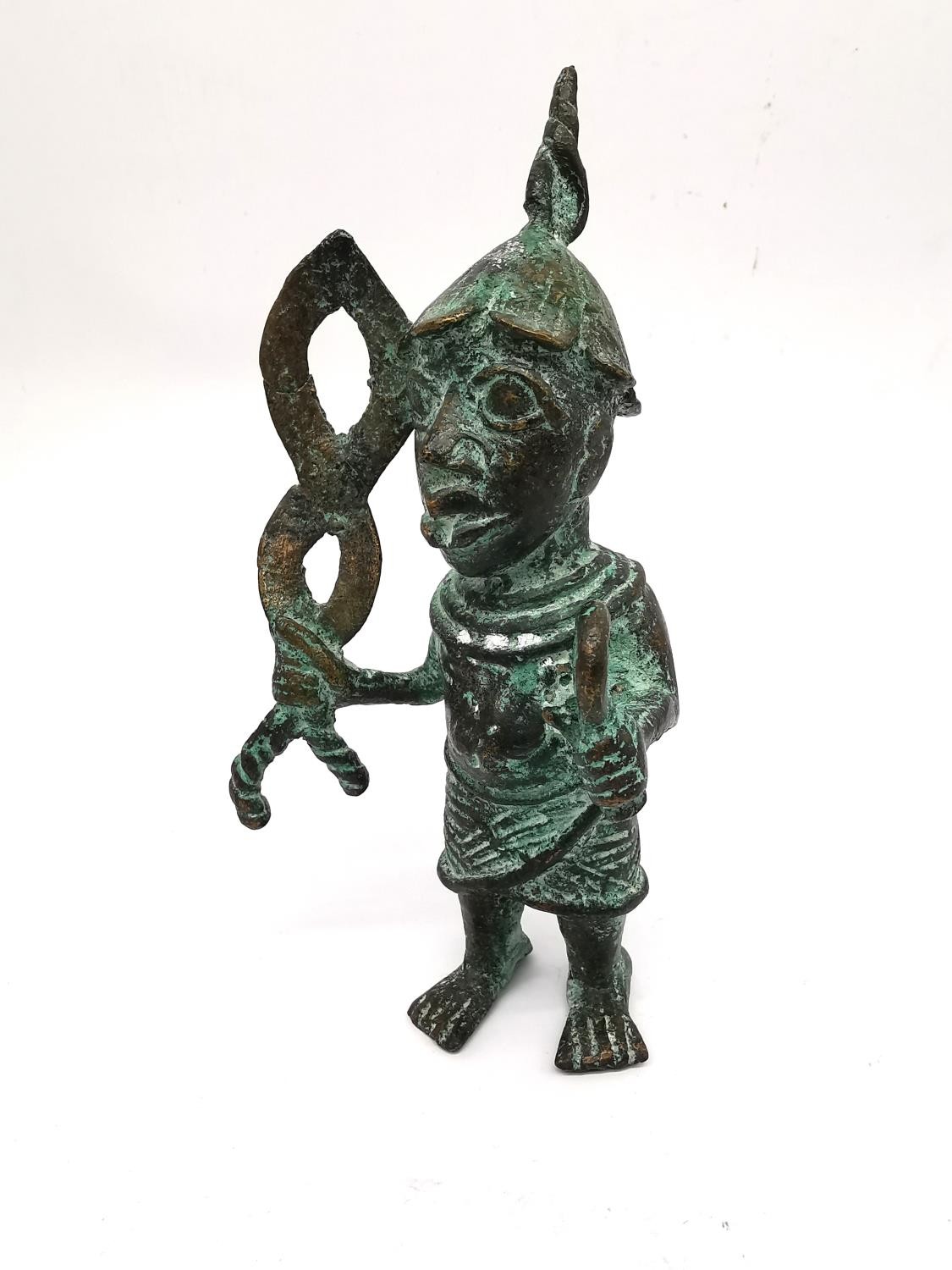 A Nigerian bronze statue of A Benin dignitary. H.12cm. - Image 2 of 6